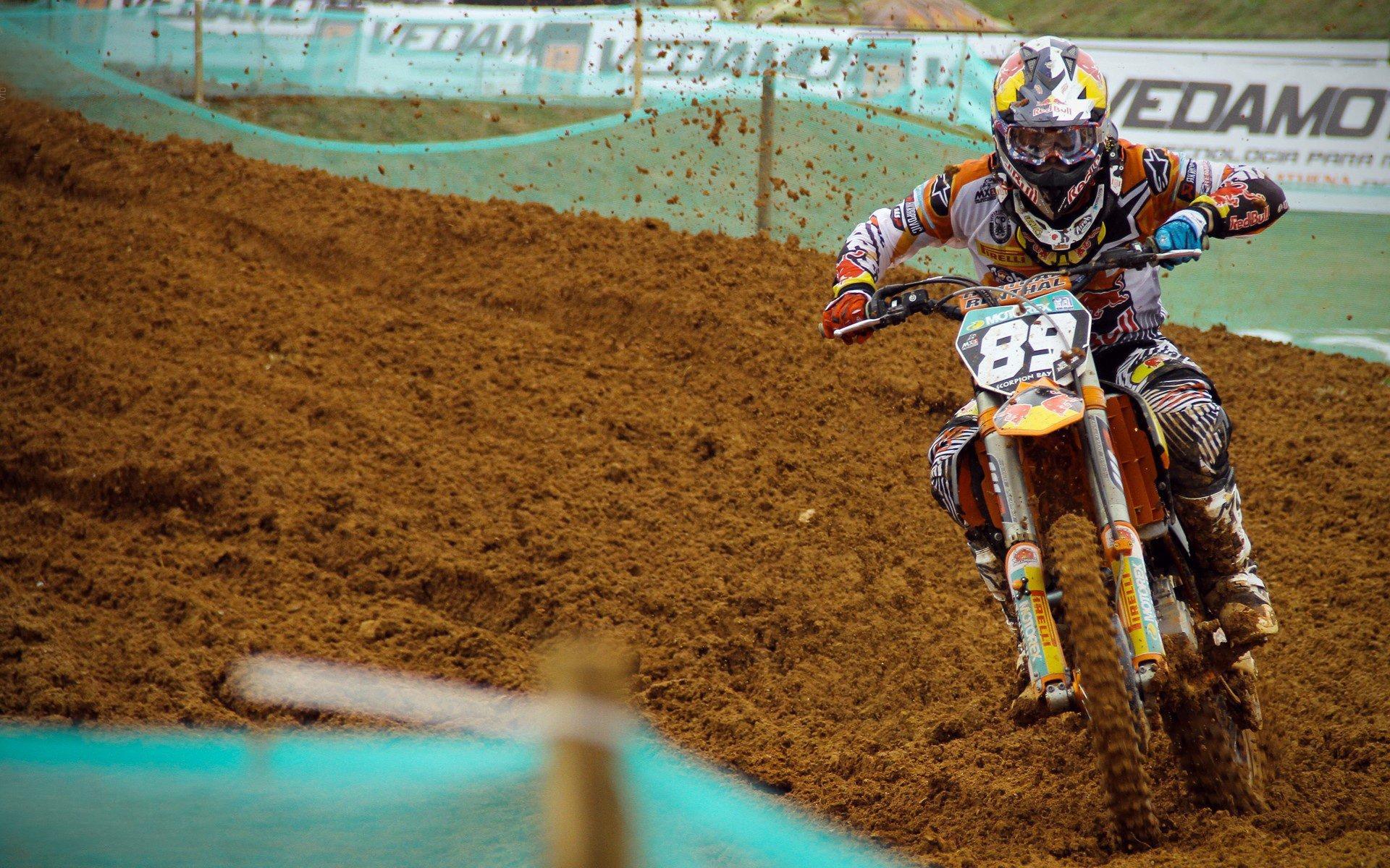 亚洲足坛新王加冕，各顶级联赛冠军尘埃落定，格局演变彰显区域活力